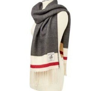 Roots Cabin Canada Wool Blend Scarf Gray Cream Red Stripe Fringe Wrap Unisex